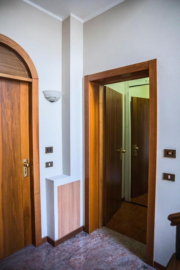 Hotel Bastimento Fiorenzuola dʼArda Exterior foto